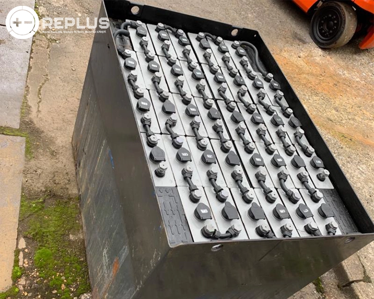 Read more about the article Akü Bakım Onarımı